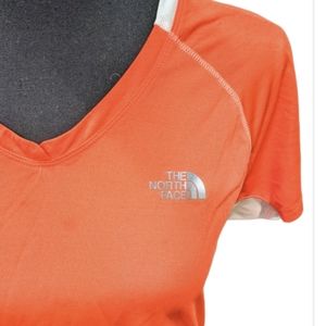 The North Face "FLASHDRY" active shIrt